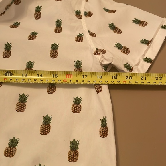 Denim and Flower Mens Medium Button Down Pineapple - Picture 4 of 4